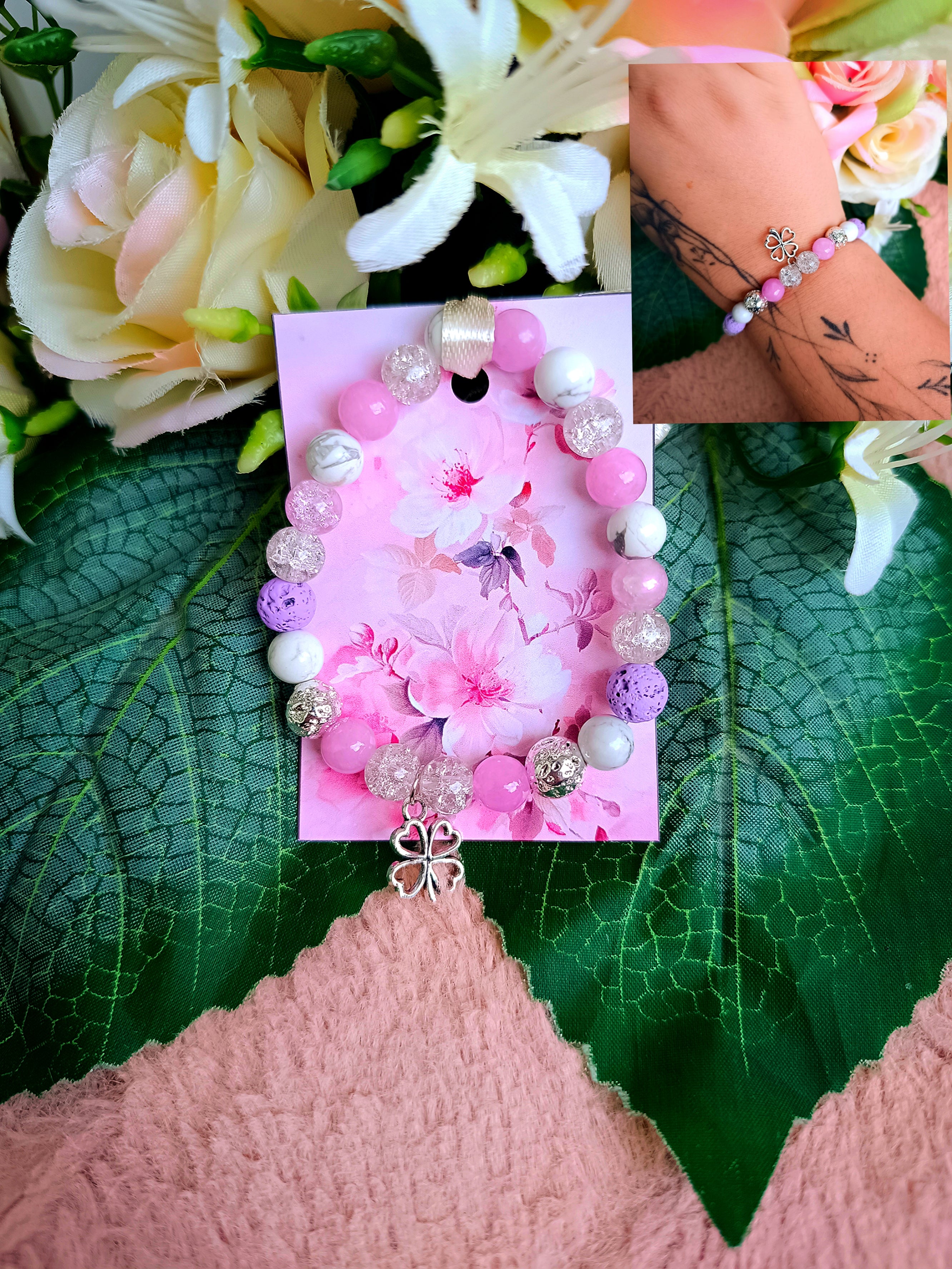 Lila szerencsehozó ásvány karkötő